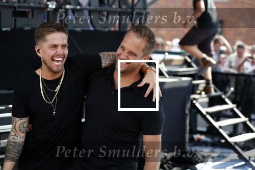 Waalwijk 26 juni 2019
Tros muziekfeest op het plein in Waalwijk.Andre Hazes met manager Sjoerd