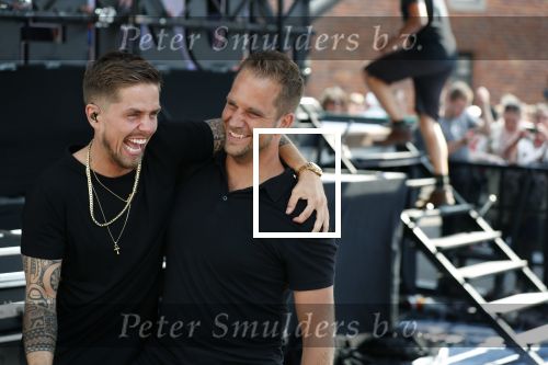 Waalwijk 26 juni 2019
Tros muziekfeest op het plein in Waalwijk.Andre Hazes met manager Sjoerd