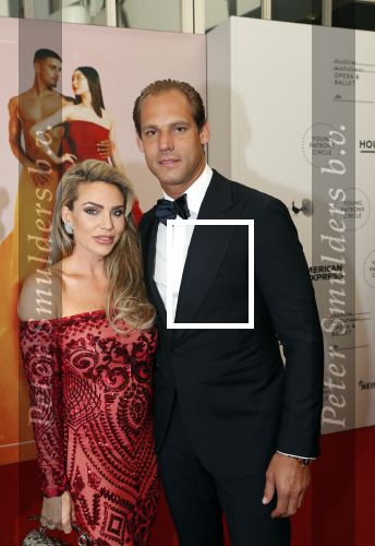 Amsterdam 29 juni 2019
Premiere young patrons circle in de stopera. Anna Sophia v Zweden met partner  . Anna is zwanger