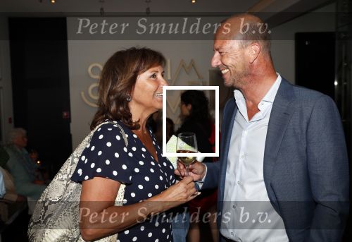 Amsterdam 1 juli 2019
Astrid Joosten met haar nieuwe vriend Rob Peters . Ze vertrokken van het delamar theater (johan Kaartprijs) met hun vespa scooter richting huis.