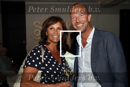 Amsterdam 1 juli 2019
Astrid Joosten met haar nieuwe vriend Rob Peters . Ze vertrokken van het delamar theater (johan Kaartprijs) met hun vespa scooter richting huis.