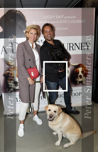 Amsterdam 12 juni 2019
Premiere a dogs Journey by Lucky Smit.
Bas Smit Anouk Smulders en Rosanna Kluivert zijn aanwezig met hun honden.