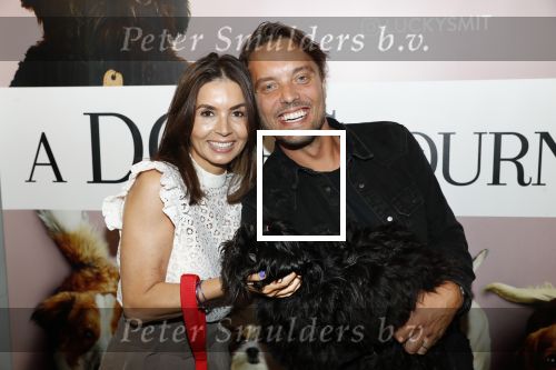 Amsterdam 12 juni 2019
Premiere a dogs Journey by Lucky Smit.
Bas Smit Anouk Smulders en Rosanna Kluivert zijn aanwezig met hun honden.