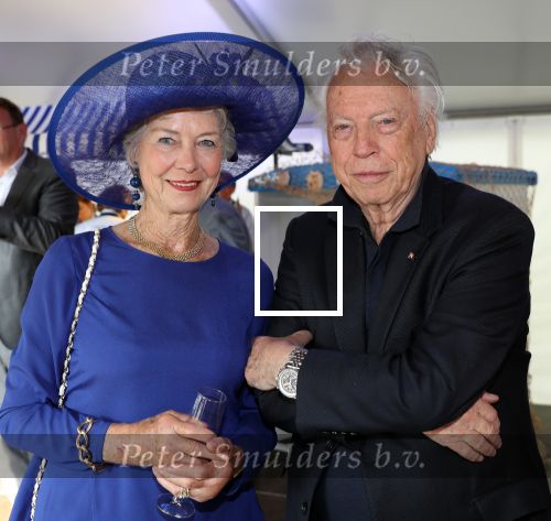 Haarzuilen, 19 Juni 2019
Haringparty Kasteel Haarzuilen
Marijke Helwegen met vriendin