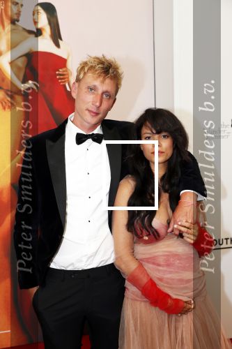 Amsterdam 29 juni 2019
Premiere young patrons circle in de stopera. Chloe Leenheer en partner . Cloe is zwanger