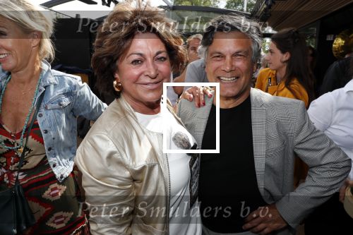 Amsterdam 6 juni 2019
Talkies terras awards bij de Harbour club . Christine Kroonenberg met vriend