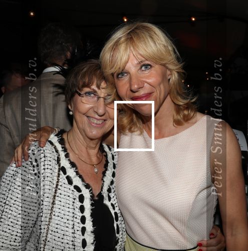 Haarzuilen, 19 Juni 2019
Haringparty Kasteel Haarzuilen
Claudia de Breij met moeder