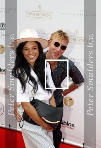 Amsterdam 18 juni 2019
Leading ladies awards bij hotel the Grand. Cloe Leenheer met een vriend