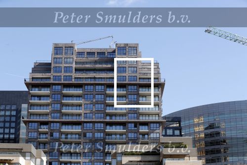 Amsterdam 17 juni 2019
Daley Blind en zijn vrouw Candy Rae gaan binnenkort in hun nieuwe apopartement / penthouse wonen op de zuidas . Het complex heet Xavier.