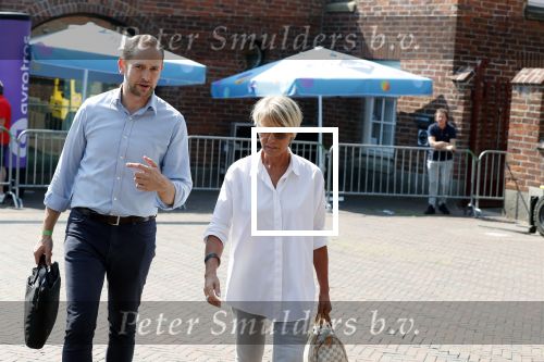 Waalwijk 26 juni 2019
Tros muziekfeest op het plein in Waalwijk. Dana Winner