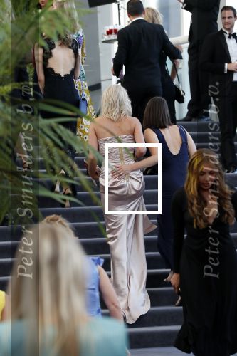 Amsterdam 29 juni 2019
Premiere young patrons circle in de stopera. Dionne Stax kwam met een vriendin