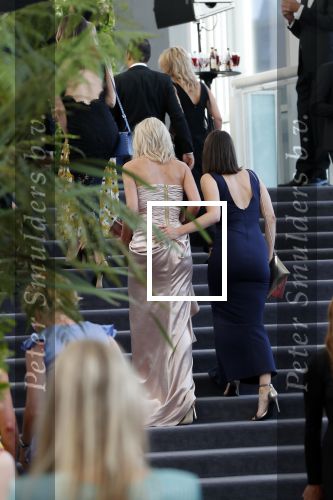 Amsterdam 29 juni 2019
Premiere young patrons circle in de stopera. Dionne Stax kwam met een vriendin