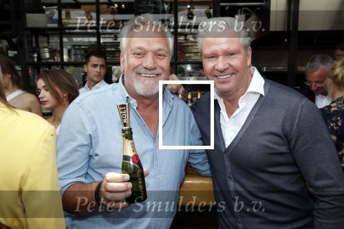 Amsterdam 6 juni 2019
Talkies terras awards bij de Harbour club . Dries Roelvink met Frank Wisse