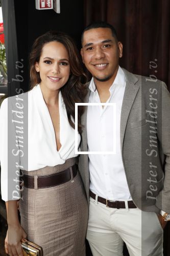 Amsterdam 6 juni 2019
Talkies terras awards bij de Harbour club . Elise v d Horst met vriend Hedwiges Maduro