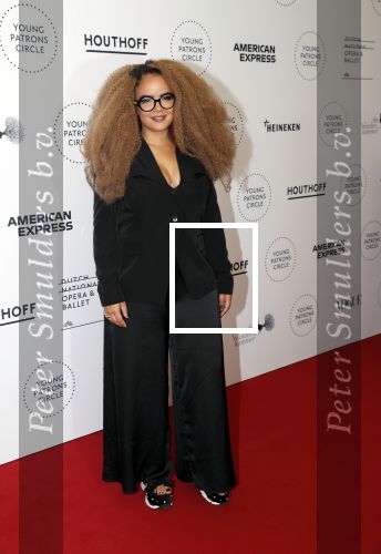 Amsterdam 29 juni 2019
Premiere young patrons circle in de stopera. Eva Simons met haar nieuwe vriend