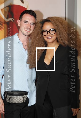 Amsterdam 29 juni 2019
Premiere young patrons circle in de stopera. Eva Simons met haar nieuwe vriend