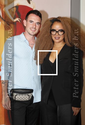 Amsterdam 29 juni 2019
Premiere young patrons circle in de stopera. Eva Simons met haar nieuwe vriend