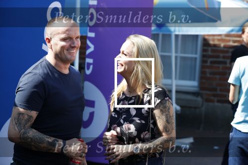 Waalwijk 26 juni 2019
Tros muziekfeest op het plein in Waalwijk. Frank v Etten met zijn nieuwe vriendin