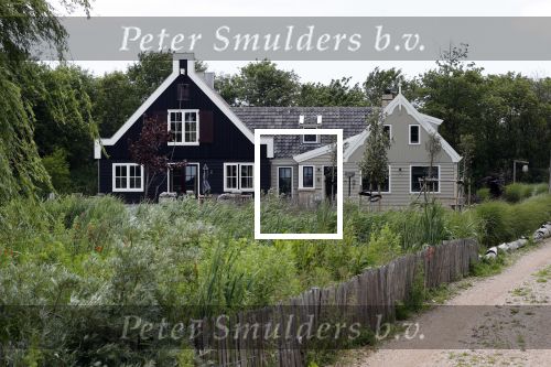 Castricum 13 juni 2019
Henny Huisman wordt geinterviewd door Catherine Keyl bij zijn huis.
