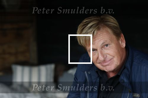 Castricum 13 juni 2019
Henny Huisman wordt geinterviewd door Catherine Keyl bij zijn huis.