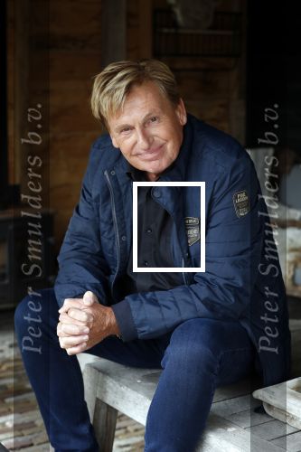 Castricum 13 juni 2019
Henny Huisman wordt geinterviewd door Catherine Keyl bij zijn huis.
