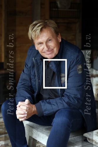 Castricum 13 juni 2019
Henny Huisman wordt geinterviewd door Catherine Keyl bij zijn huis.