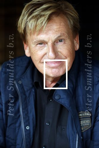 Castricum 13 juni 2019
Henny Huisman wordt geinterviewd door Catherine Keyl bij zijn huis.