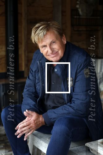 Castricum 13 juni 2019
Henny Huisman wordt geinterviewd door Catherine Keyl bij zijn huis.