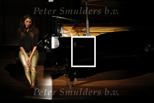 Amsterdam 29 mei 2019
Iris Hond in het concertgebouw.