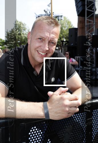 Waalwijk 26 juni 2019
Tros muziekfeest op het plein in Waalwijk. Jannes