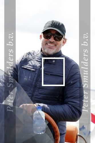 Amsterdam 14 juni 2019
Event Jaguar en Rapsody boten met kunstenaar Selwyn Senatori.
Aanwezig oa Regi Blinker Jeroen Nieuwenhuize Thomas v d Vlugt en Aldo v Troost.