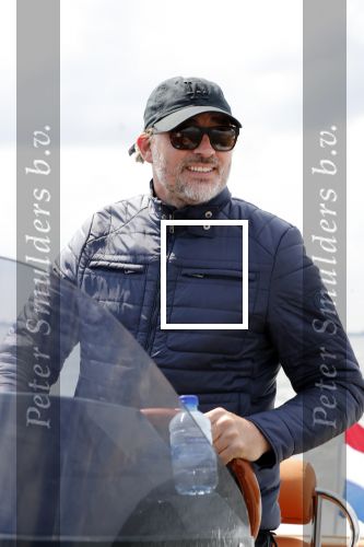 Amsterdam 14 juni 2019
Event Jaguar en Rapsody boten met kunstenaar Selwyn Senatori.
Aanwezig oa Regi Blinker Jeroen Nieuwenhuize Thomas v d Vlugt en Aldo v Troost.