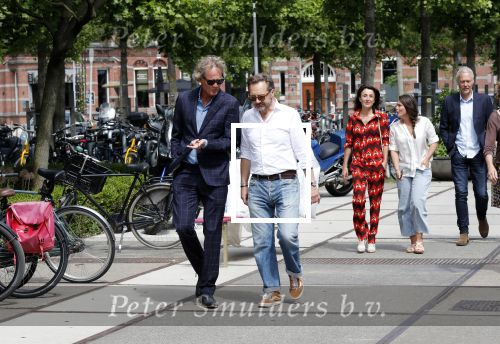Amsterdam 20 juni 2019
Uitreiking Nipkow schijf aan Jeroen Pauw. Jeroen kwam met zijn vriendin Zoe