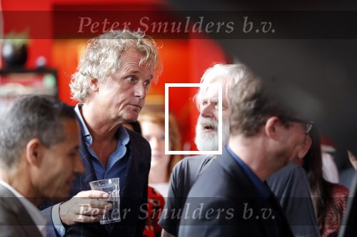 Amsterdam 20 juni 2019
Uitreiking Nipkow schijf aan Jeroen Pauw. Jeroen kwam met zijn vriendin Zoe