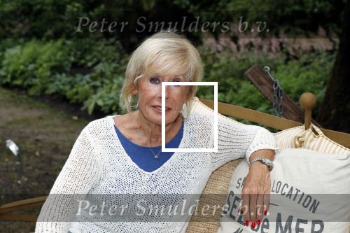 Wassenaar 26 juni 2019
Catherine Keyl interviewt Joke Bruijs . We zijn te gast bij Joke thuis.