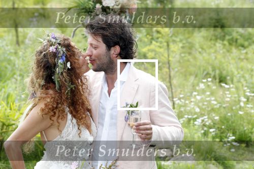 Kraggenburg 22 juni 2019
Katja Schuurman en haar kersverse man Freek v Noortwijk zijn getrouwd en posseren uitgebreid voor de pers op landgoed Netl , de wildste tuin.