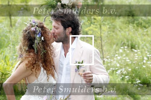 Kraggenburg 22 juni 2019
Katja Schuurman en haar kersverse man Freek v Noortwijk zijn getrouwd en posseren uitgebreid voor de pers op landgoed Netl , de wildste tuin.
