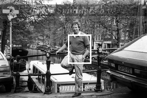 Amsterdam, 14 Mei 1985 Koos Alberts in zijn oude vertrouwde Jordaan
O.a. Cafe Arie, zijn woonhuis, de grachten, en de Openbare School voor Voorbereidend Onderwijs