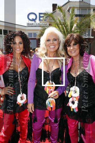 Best 30 juni 2019
Fandag van LUV ( Marga Scheide Jose Hoebee en Chimene v Oosterhout) bij restaurant Quattre Bras in Best.