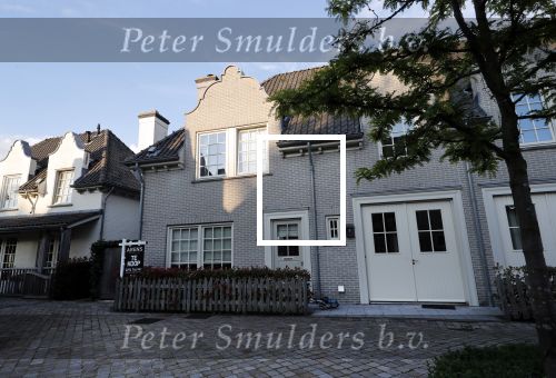 Nederhorst den Berg 15 juni 2019
Huis van Lucille Werner in Nederhosrt staat te koop.