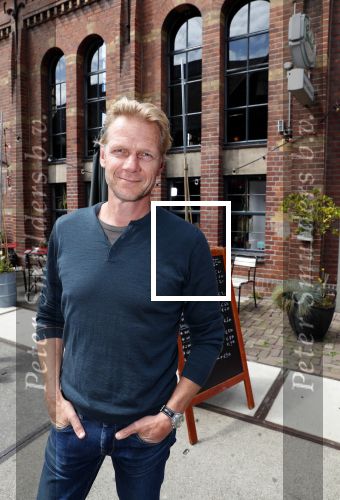 Amsterdam 20 juni 2019
Uitreiking Nipkow schijf aan Jeroen Pauw. Menno Bentveld met partner