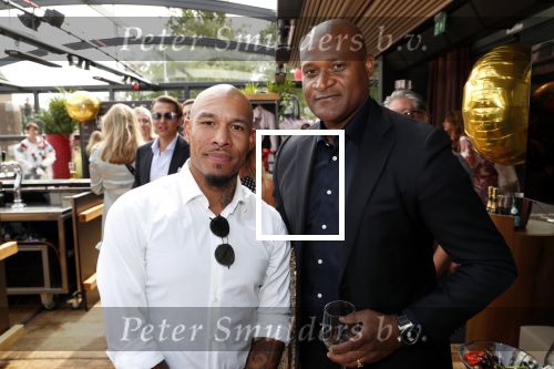 Amsterdam 6 juni 2019
Talkies terras awards bij de Harbour club . Nigel de Jong en Winston Bogarde