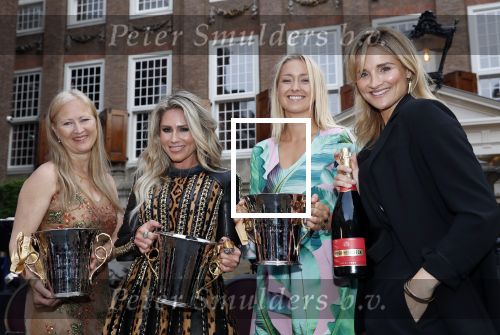 Amsterdam 18 juni 2019
Leading ladies awards bij hotel the Grand. Nikkie Plessen en Lieke v Lexmond