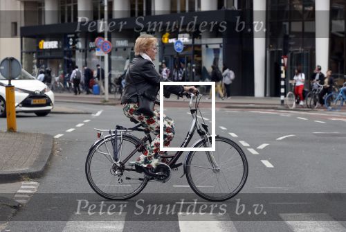 Amsterdam 1 juli 2019
Pamela teves op de fiets.