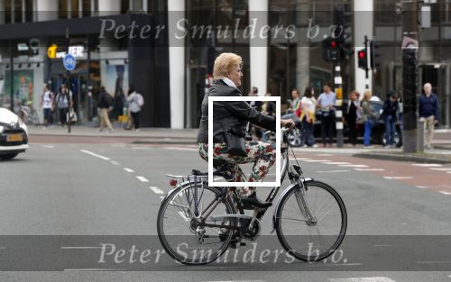 Amsterdam 1 juli 2019
Pamela teves op de fiets.