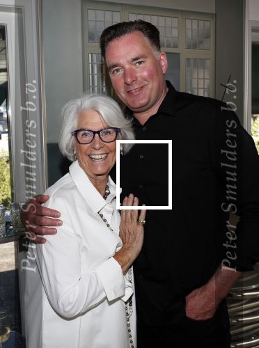 Amsterdam 28 juni 2019
Boekpresentatie Ans Markus bij haar in het atelier. Paul Schulten en Bonnie Huf
