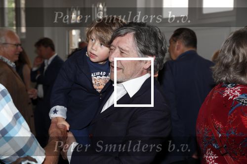 Amsterdam 1 juli 2019
Uitreiking van de Johan Kaart Prijs aan Pierre Bokma in het deLamar theater. Pierre met zijn zoon