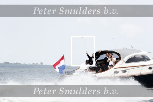 Amsterdam 14 juni 2019
Event Jaguar en Rapsody boten met kunstenaar Selwyn Senatori.
Aanwezig oa Regi Blinker Jeroen Nieuwenhuize Thomas v d Vlugt en Aldo v Troost.