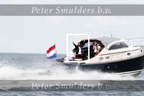 Amsterdam 14 juni 2019
Event Jaguar en Rapsody boten met kunstenaar Selwyn Senatori.
Aanwezig oa Regi Blinker Jeroen Nieuwenhuize Thomas v d Vlugt en Aldo v Troost.