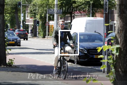 Amsterdam 28 juni 2019
Robert Kranenborg op de fiets in Amsterdam zuid.